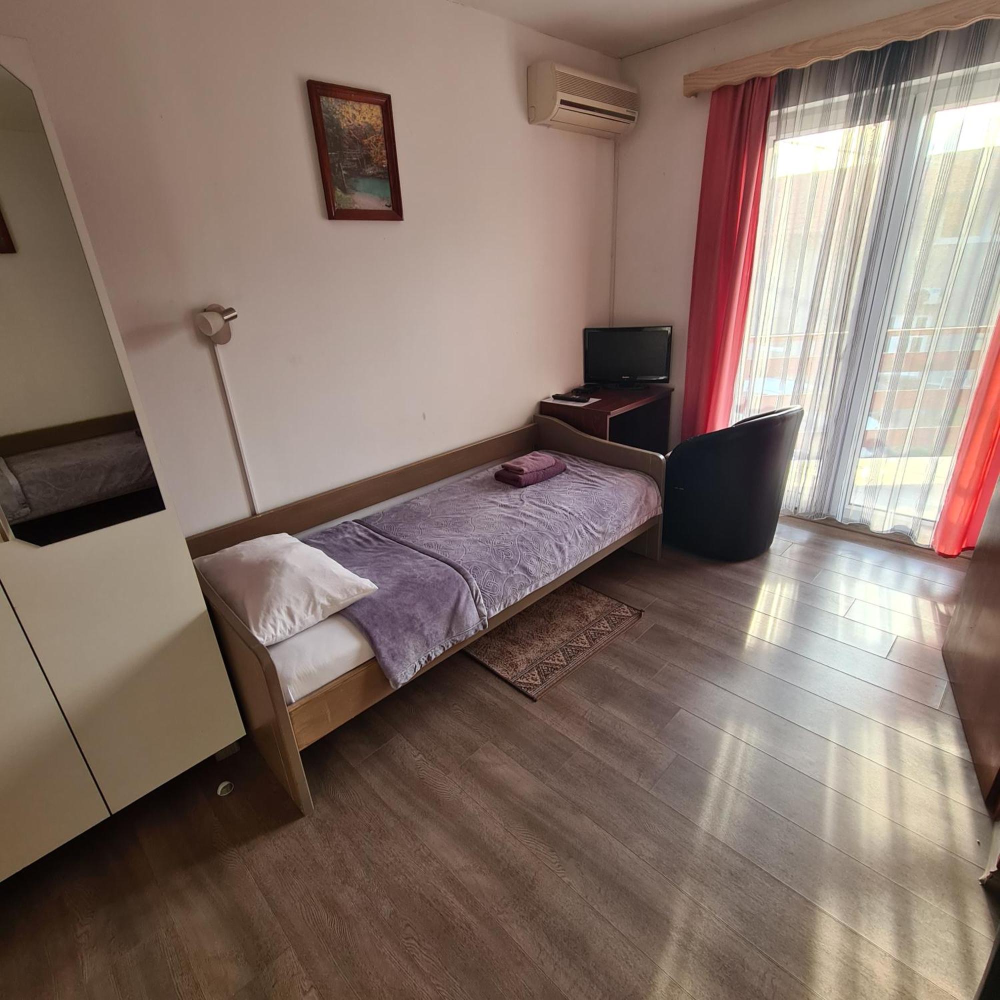 Guesthouse Kod Mosta Karlovac Exteriér fotografie